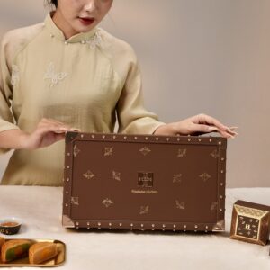 Bánh trung thu Madame Hương hộp Tràng Tiền